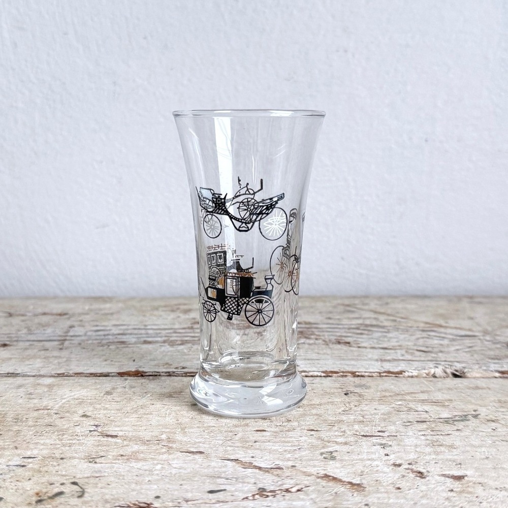 Title: Vintage Horse Drawn Carriage Footed Pilsner Glass Gold Accent 5" CSGA